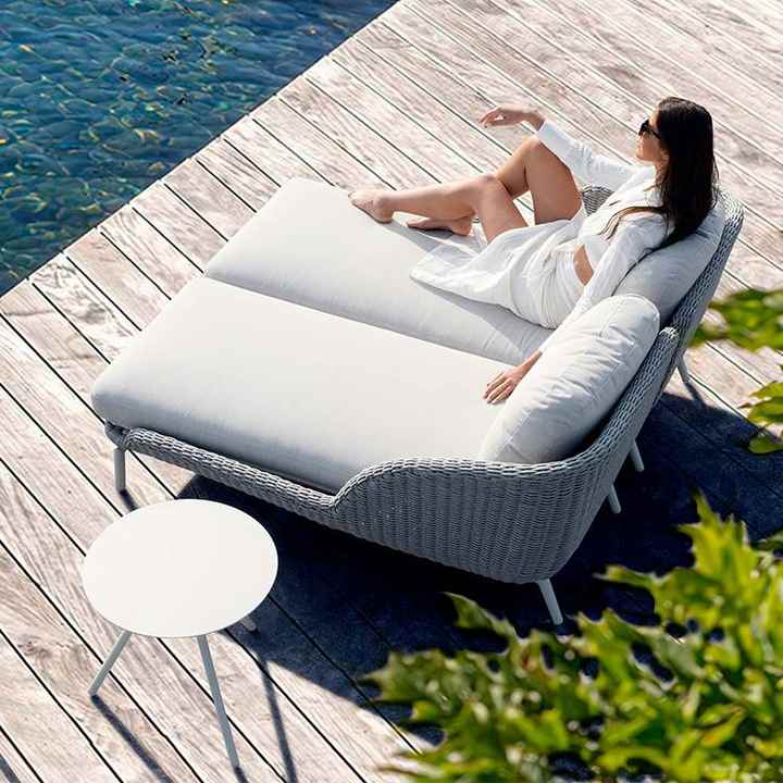 2025 Nordic Modern Hotel Terrace Leisure Garden Sofa Bed Garden Dining Sofa Outdoor Sofa Set Garden Furniture